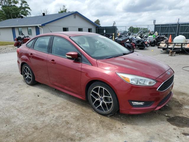 Sedans FORD FOCUS 2015 Czerwony