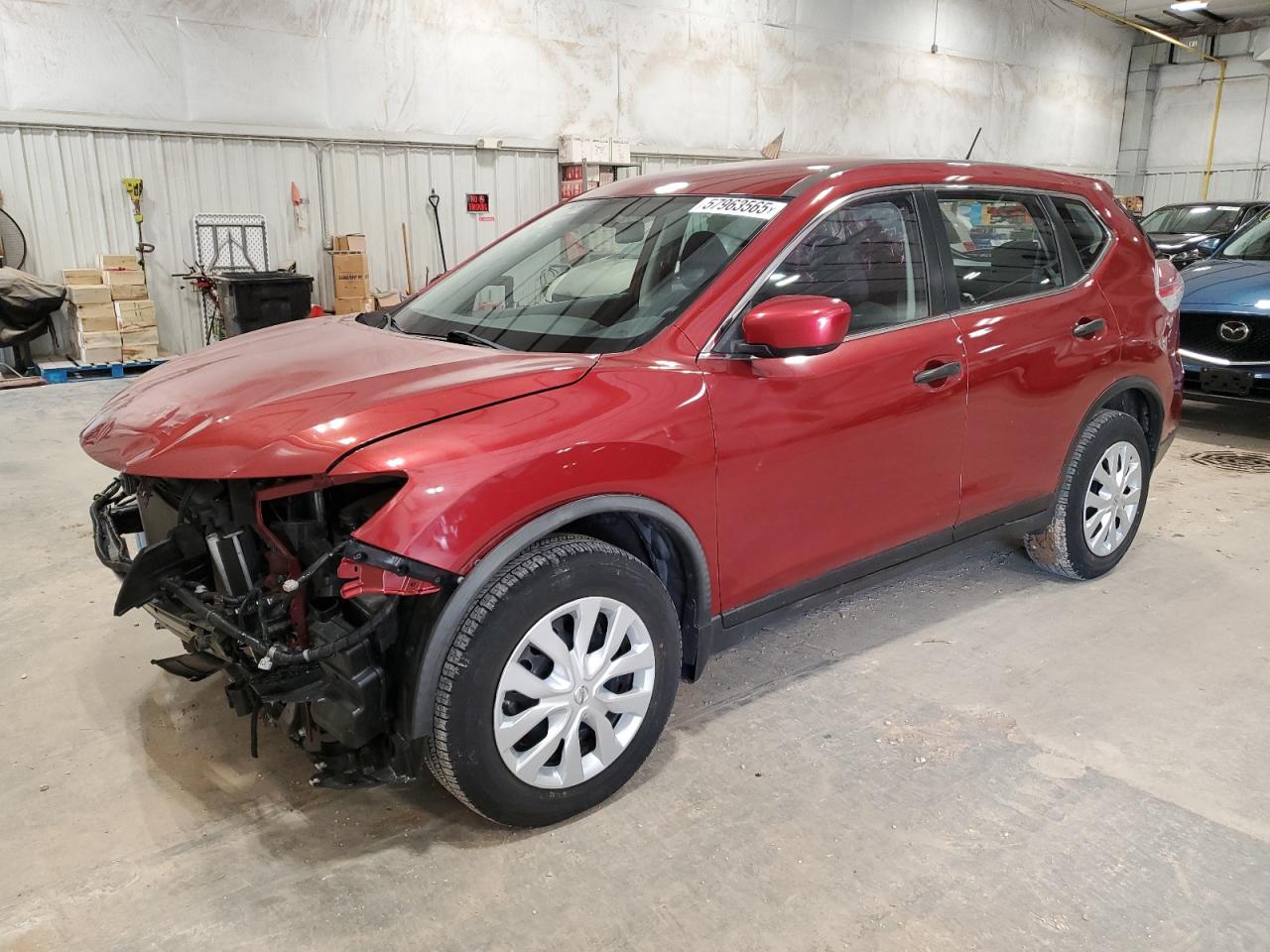2016 Nissan Rogue S zu verkaufen in Milwaukee, WI - Front End
