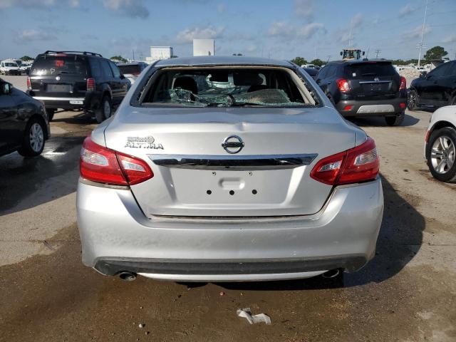  NISSAN ALTIMA 2017 Srebrny