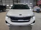 2021 Kia Seltos Ex продається в Bridgeton, MO - Hail