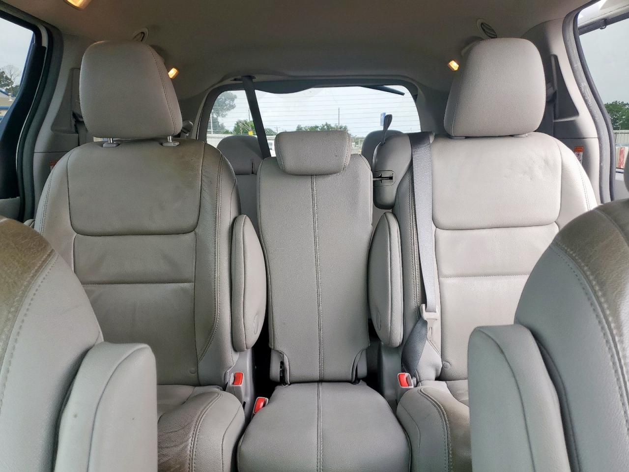 2015 Toyota Sienna Xle VIN: 5TDYK3DC3FS576240 Lot: 56745965