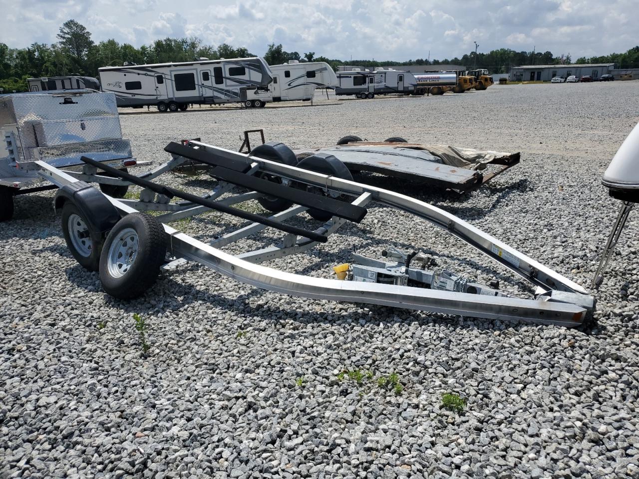 2025 Midwest Yav51T-2Elamso Boat Trailer for Sale in Tifton, GA - Frame Damage