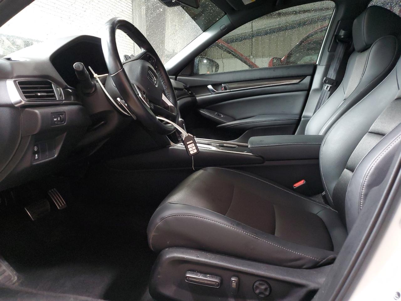 2022 Honda Accord Sport VIN: 1HGCV1F30NA103606 Lot: 56649675