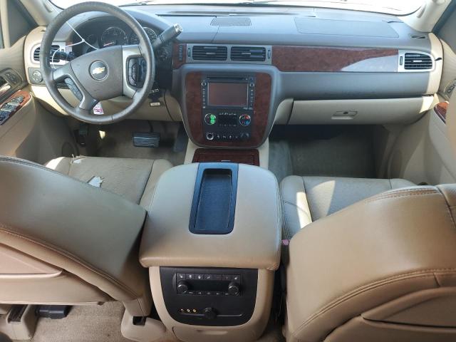  CHEVROLET SUBURBAN 2012 Biały