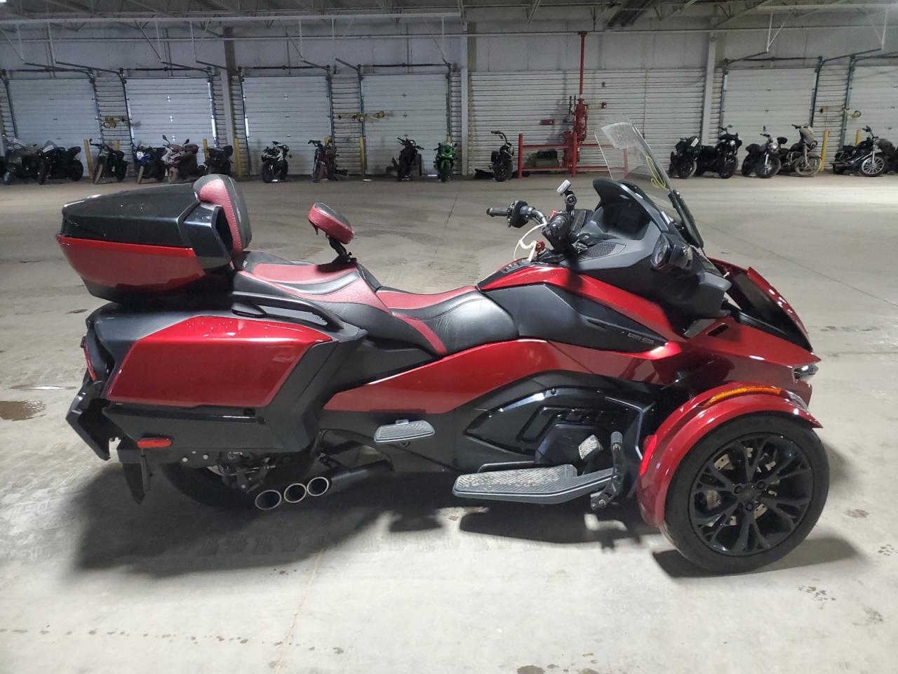 2021 Can-Am Spyder Roadster Rt იყიდება Columbus-ში, OH - All Over