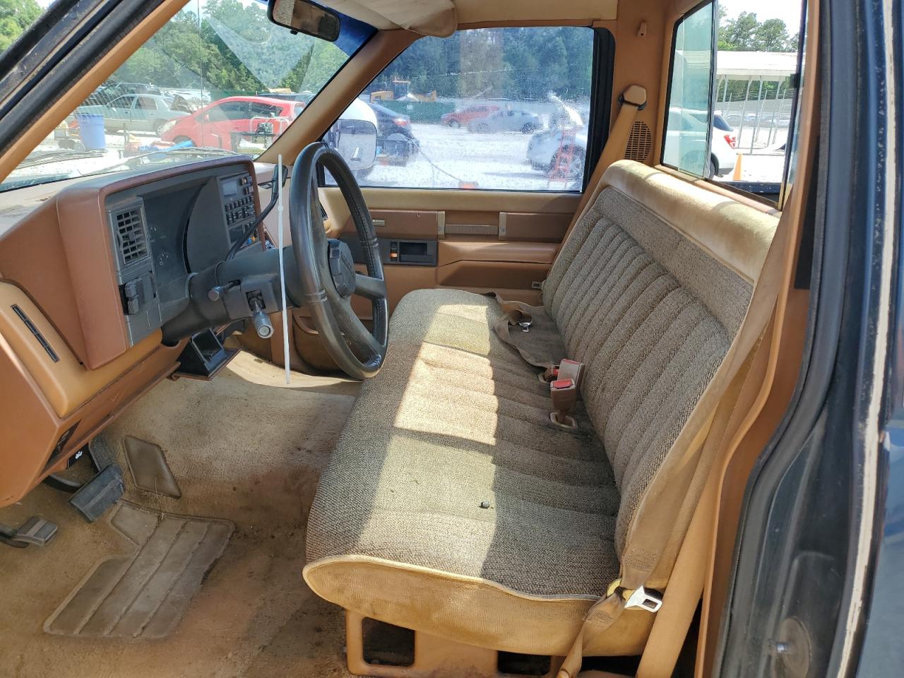 1989 Chevrolet Gmt-400 C1500 VIN: 1GCDC14KXKZ254761 Lot: 58221355