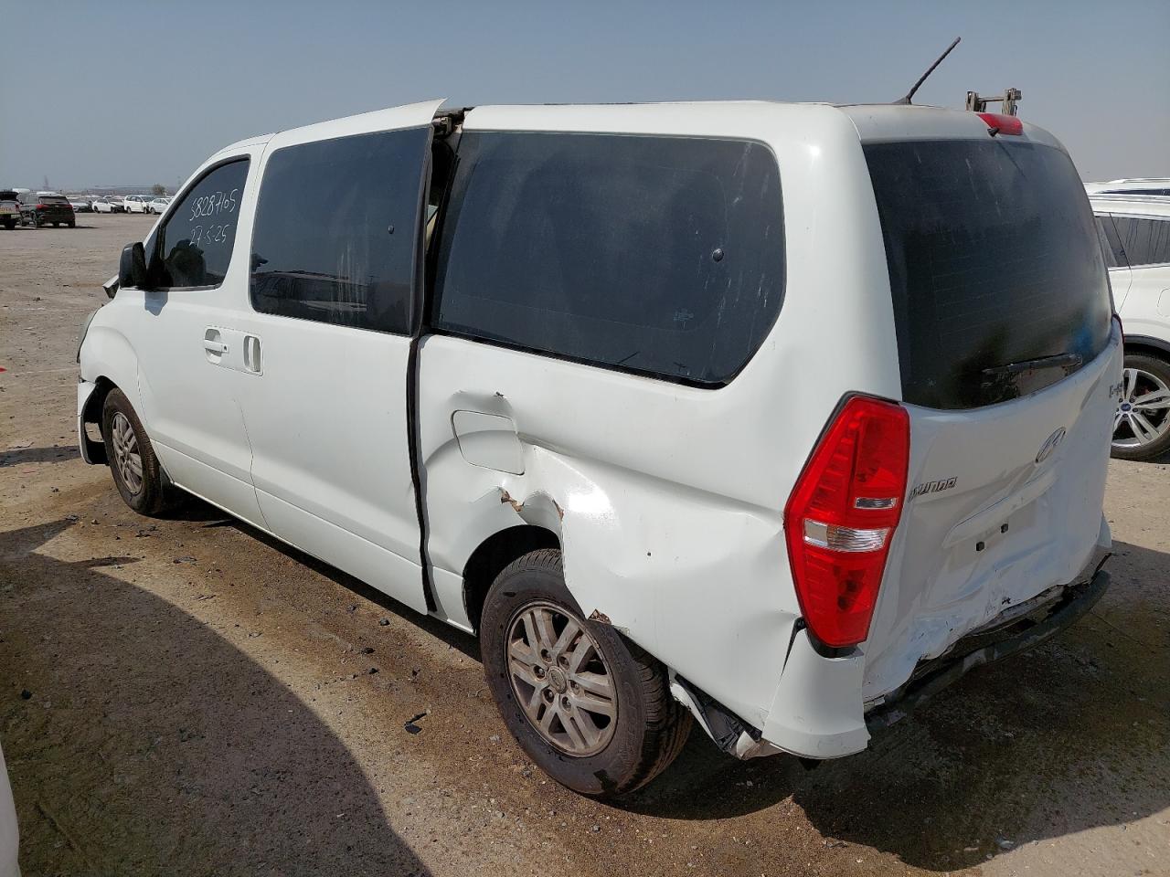 KMJWA37R0HU891015 - 2017 Hyundai H1 - #undefined