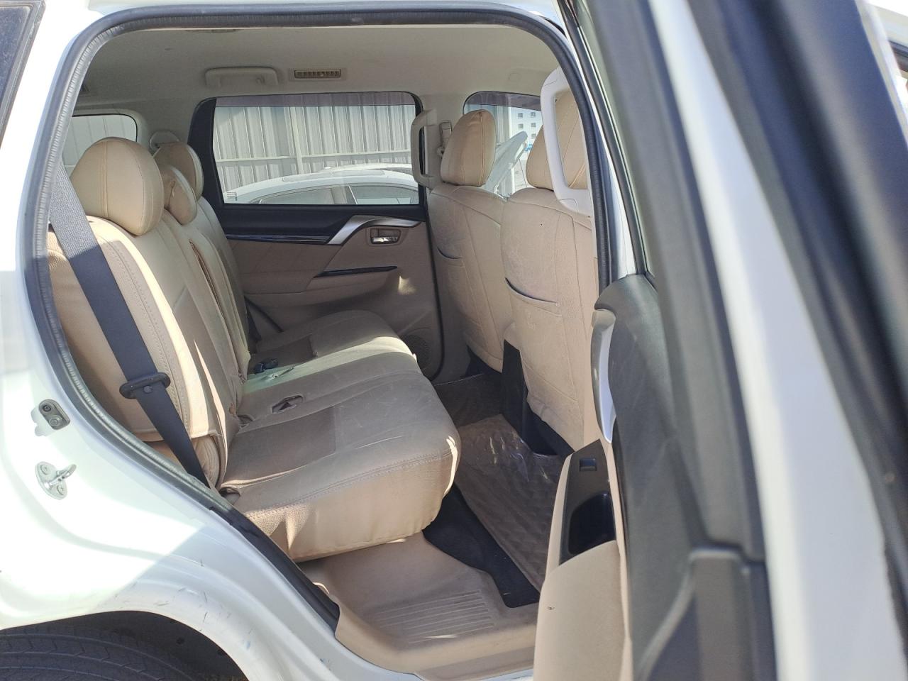 MMEMC71X1GH021879 - 2017 Mitsubishi Montero - #57001785