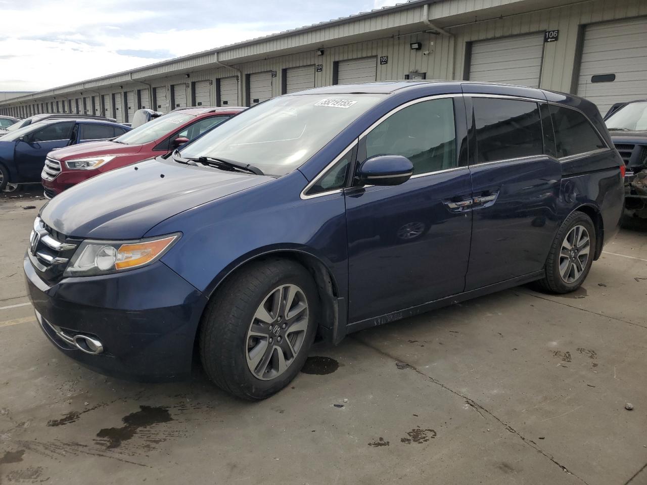 2014 Honda Odyssey Touring на продаже в Louisville, KY - Front End