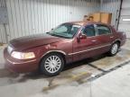 2004 Lincoln Town Car Executive for Sale in York Haven, PA - Front End