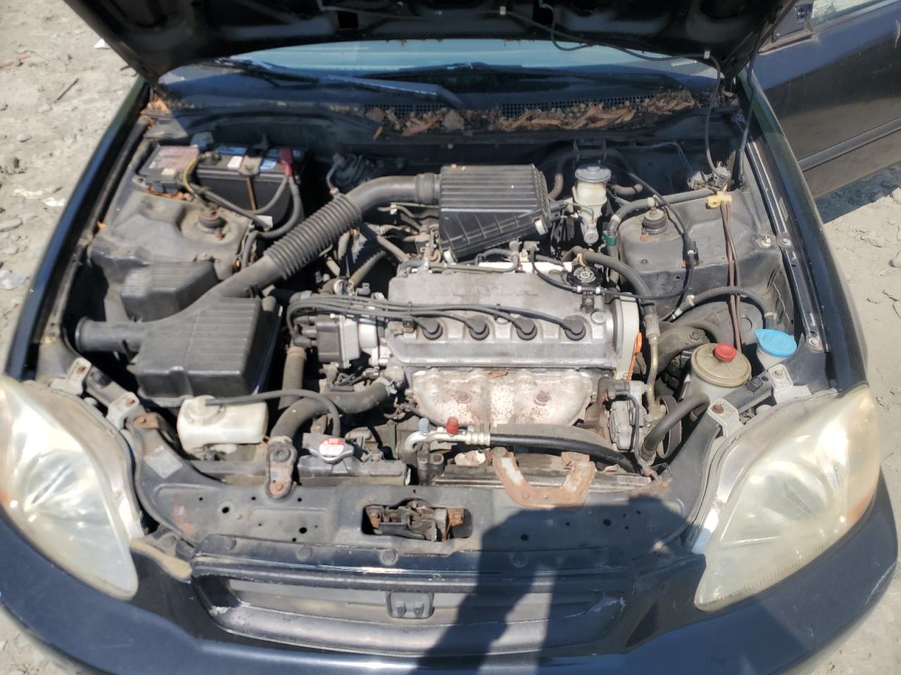 1998 Honda Civic Dx VIN: 2HGEJ6449WH121392 Lot: 55127655