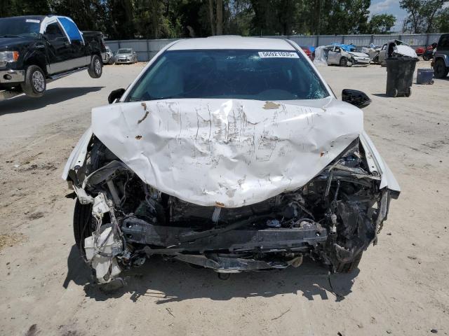  TOYOTA COROLLA 2016 White