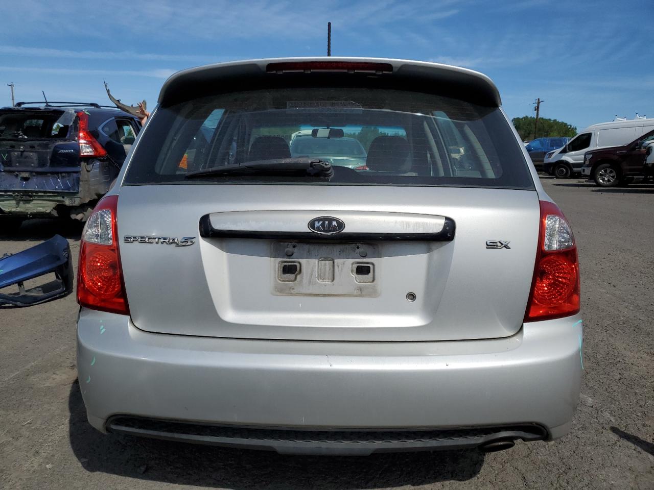 2008 Kia Spectra5 5 Sx VIN: KNAFE161185017502 Lot: 55814855