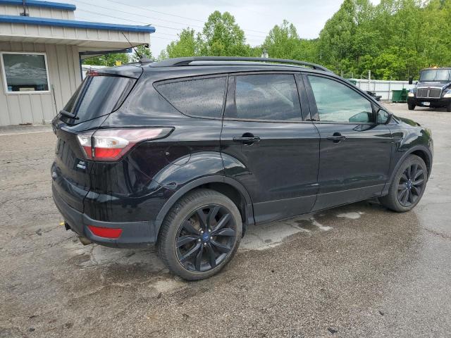  FORD ESCAPE 2018 Чорний