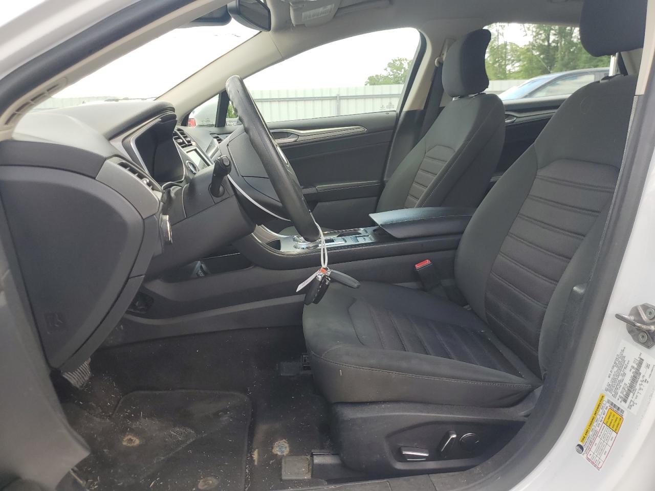 2019 Ford Fusion Se VIN: 3FA6P0LU0KR263988 Lot: 54024855