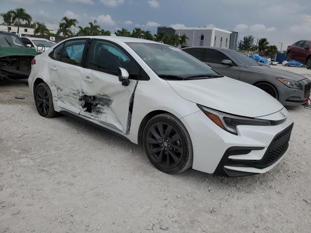  TOYOTA COROLLA 2024 Белый