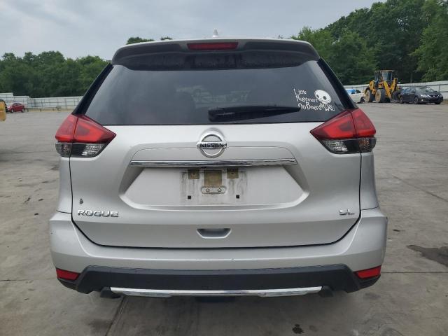  NISSAN ROGUE 2018 Серебристый