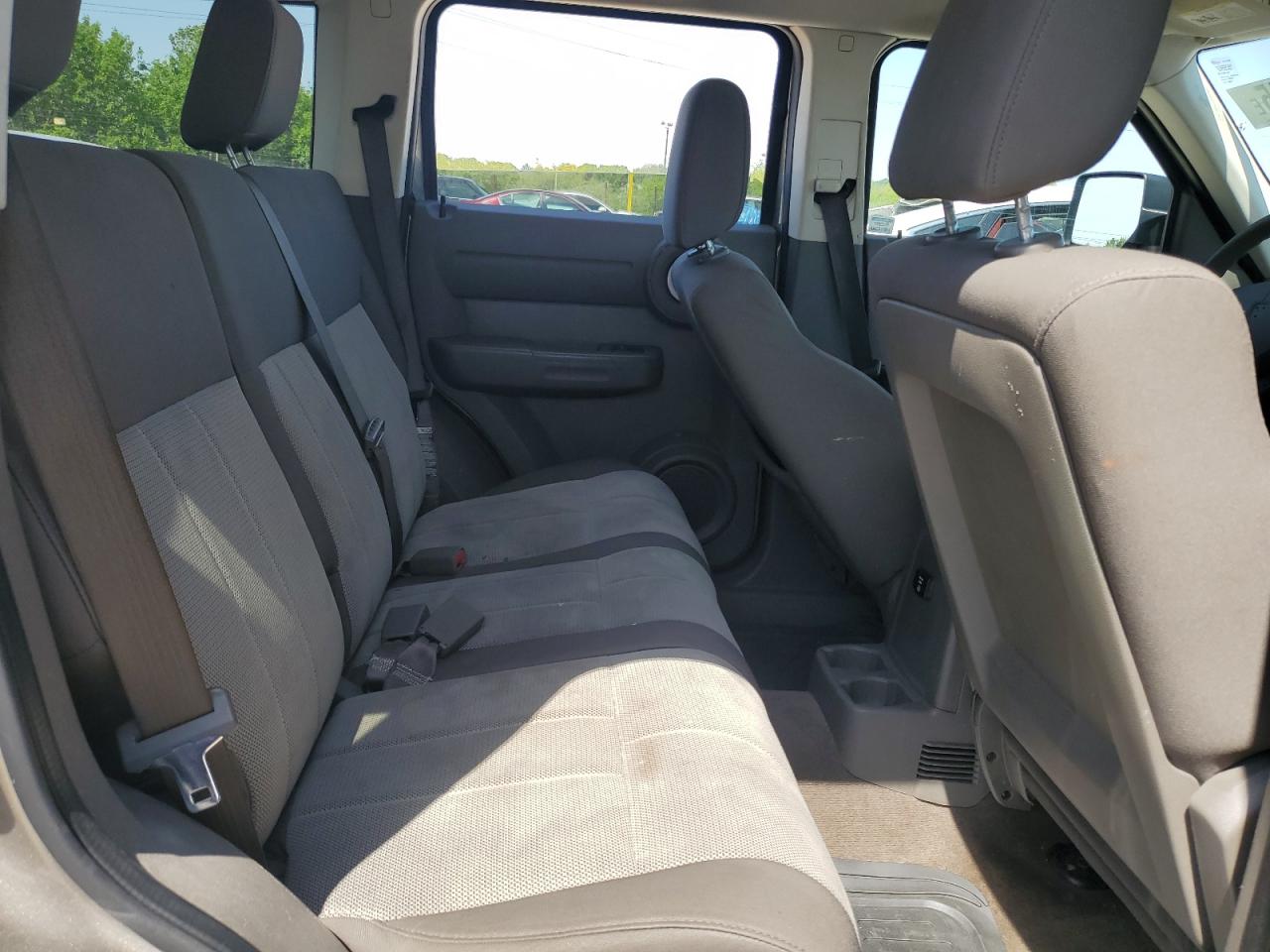 2007 Dodge Nitro Sxt VIN: 1D8GU28K27W584592 Lot: 56699645