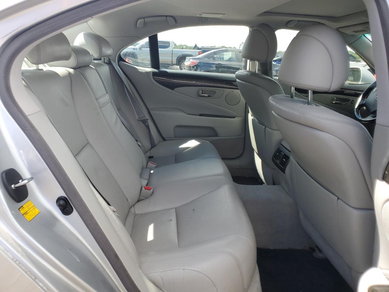 2011 Lexus Ls 460 VIN: JTHBL5EF6B5105009 Lot: 56377035