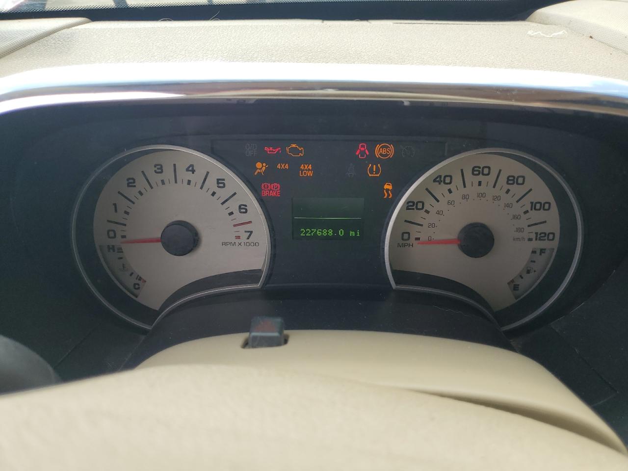 2008 Ford Explorer Eddie Bauer VIN: 1FMEU74E38UB21887 Lot: 57078415