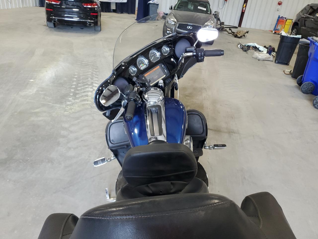 2017 Harley-Davidson Flhtk Ultra Limited VIN: 1HD1KED10HB615175 Lot: 56436185