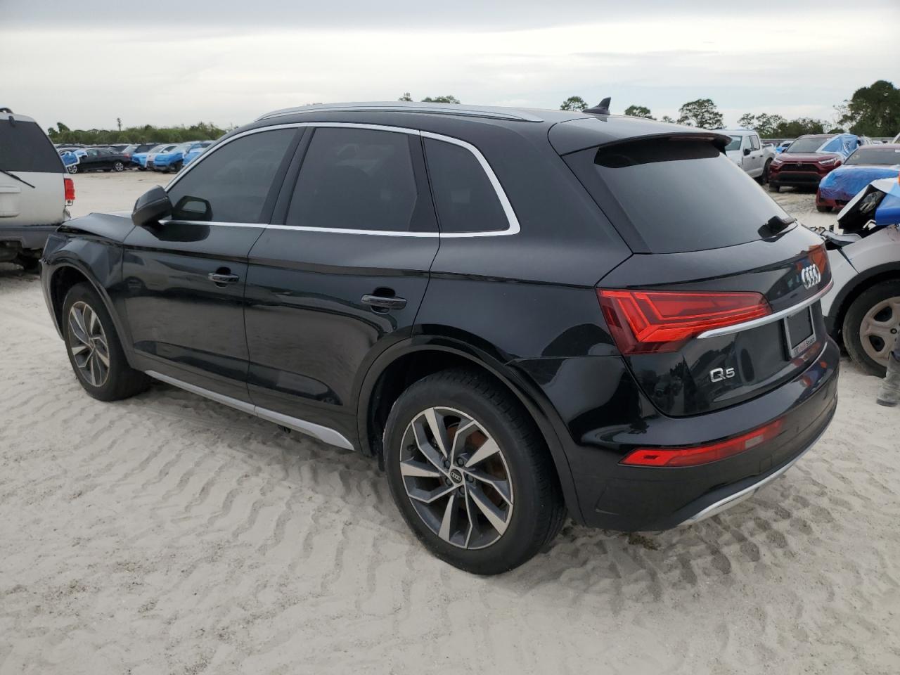 2021 Audi Q5 - Image 2