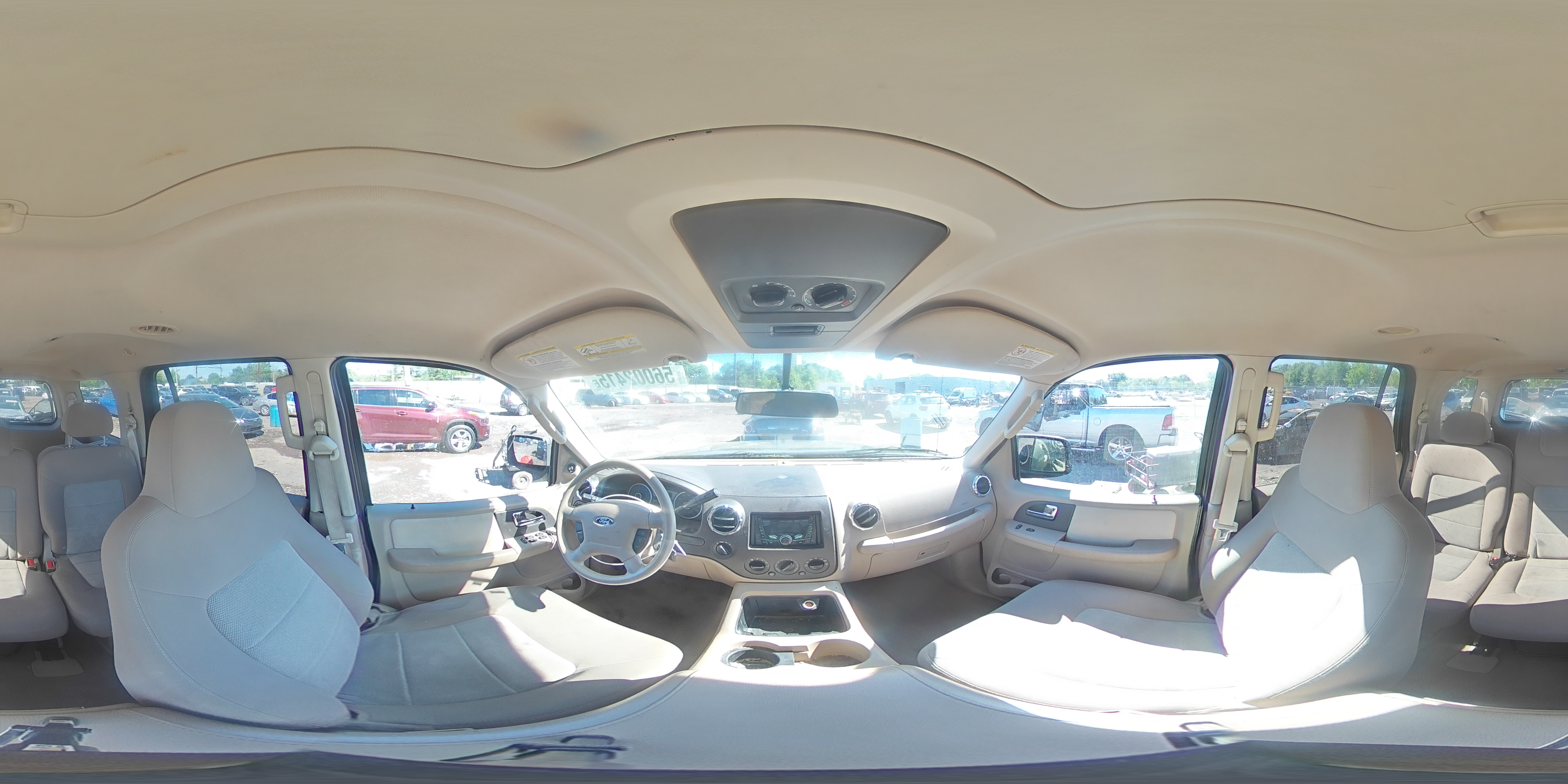 2005 Ford Expedition Xlt VIN: 1FMPU16575LB01825 Lot: 56002415