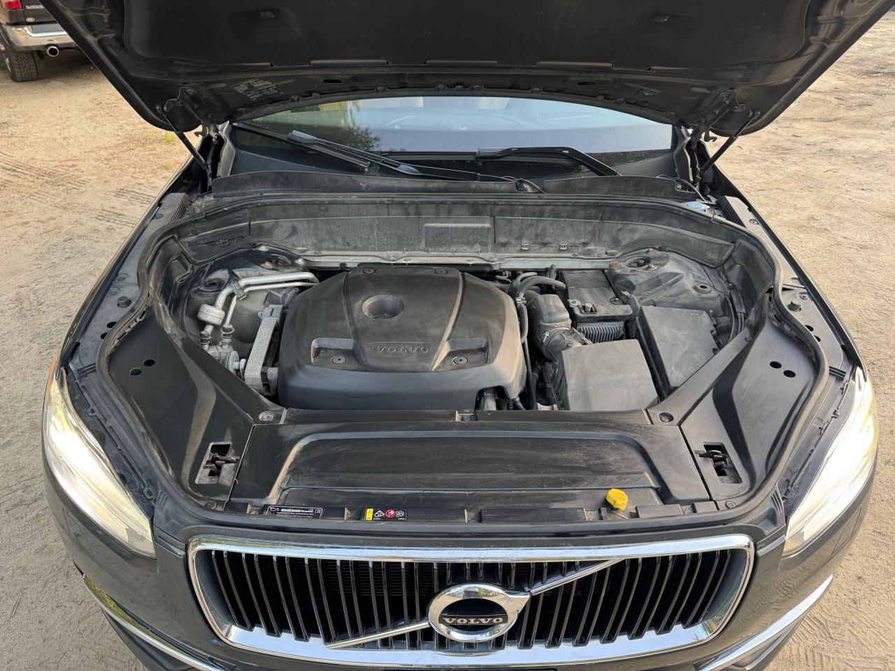 2016 Volvo Xc90 T6 VIN: YV4A22PK2G1045251 Lot: 57183185