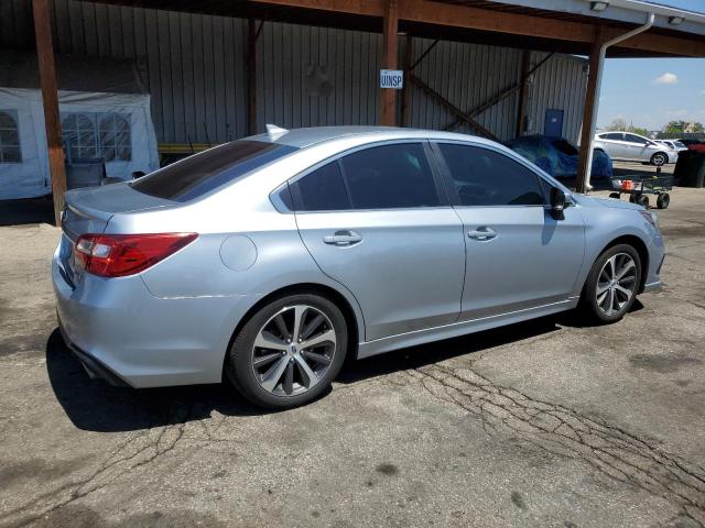  SUBARU LEGACY 2018 Сріблястий