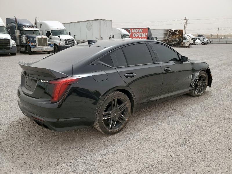  CADILLAC CT5 2022 Черный