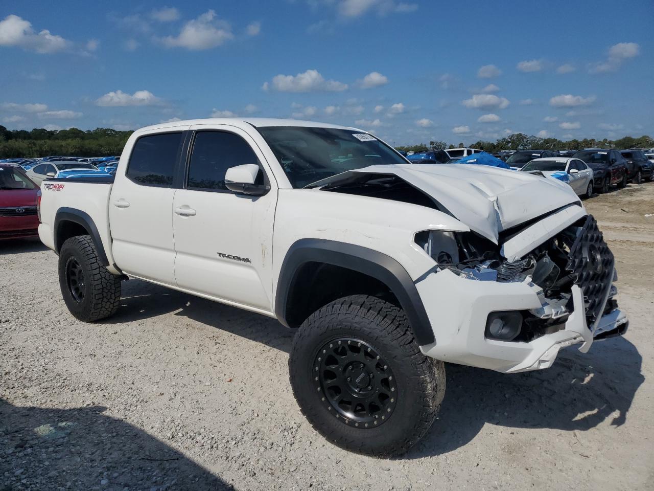 2021 Toyota Tacoma - Image 4