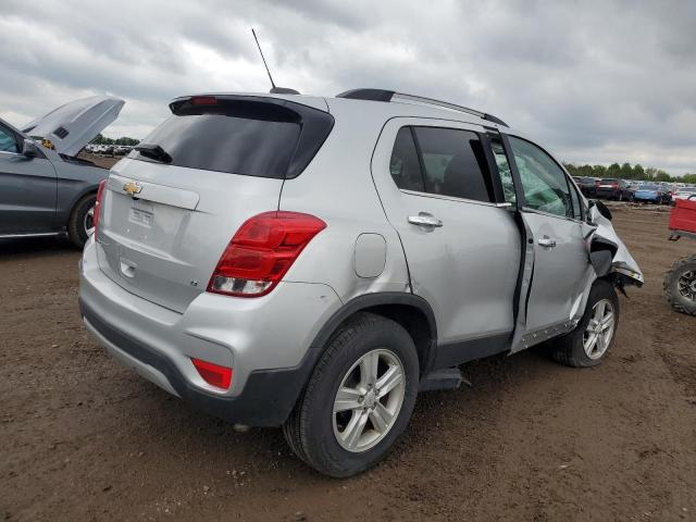 Parquets CHEVROLET TRAX 2017 Srebrny