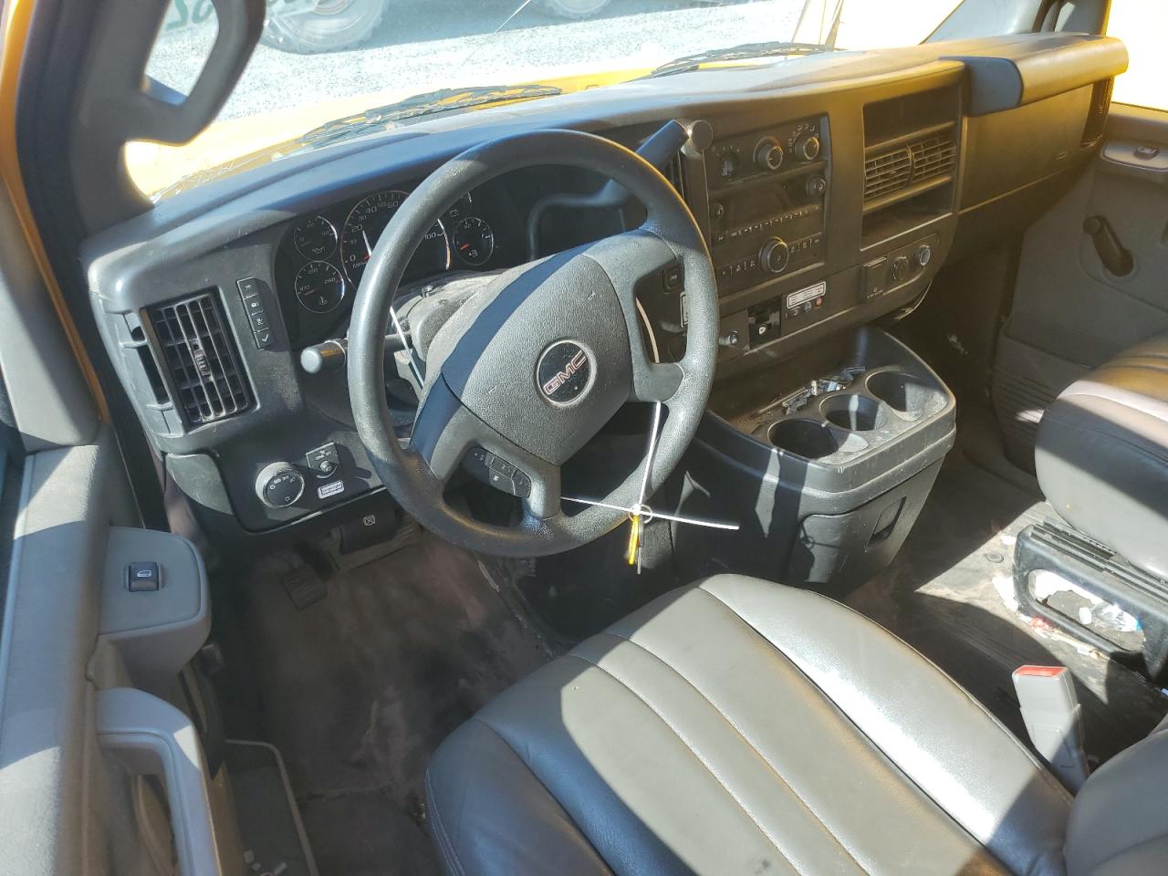 2018 GMC Savana Cutaway G3500 VIN: 7GZ37TCG4JN901883 Lot: 55983275