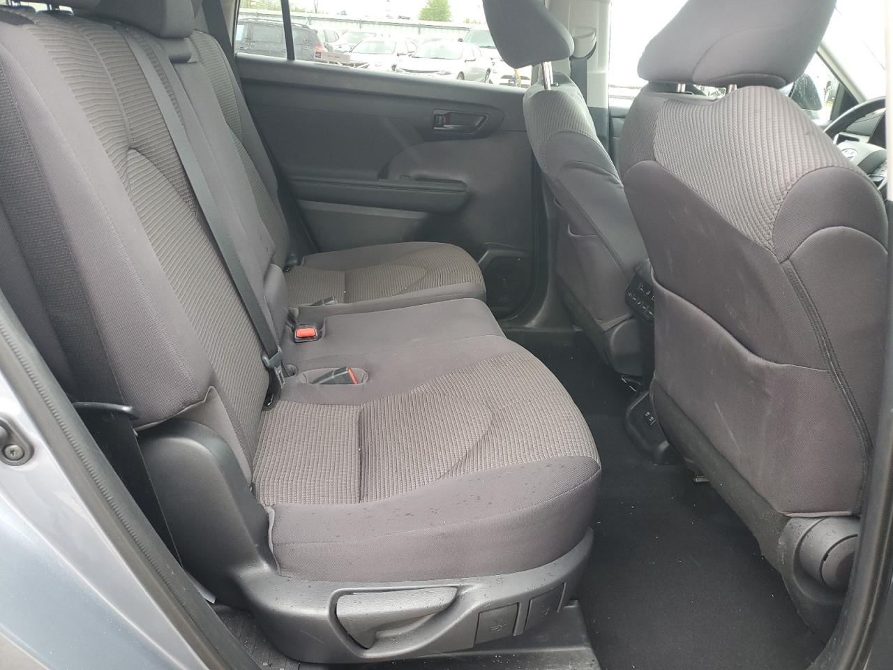 2021 Toyota Highlander L VIN: 5TDBZRBH0MS138565 Lot: 56910965
