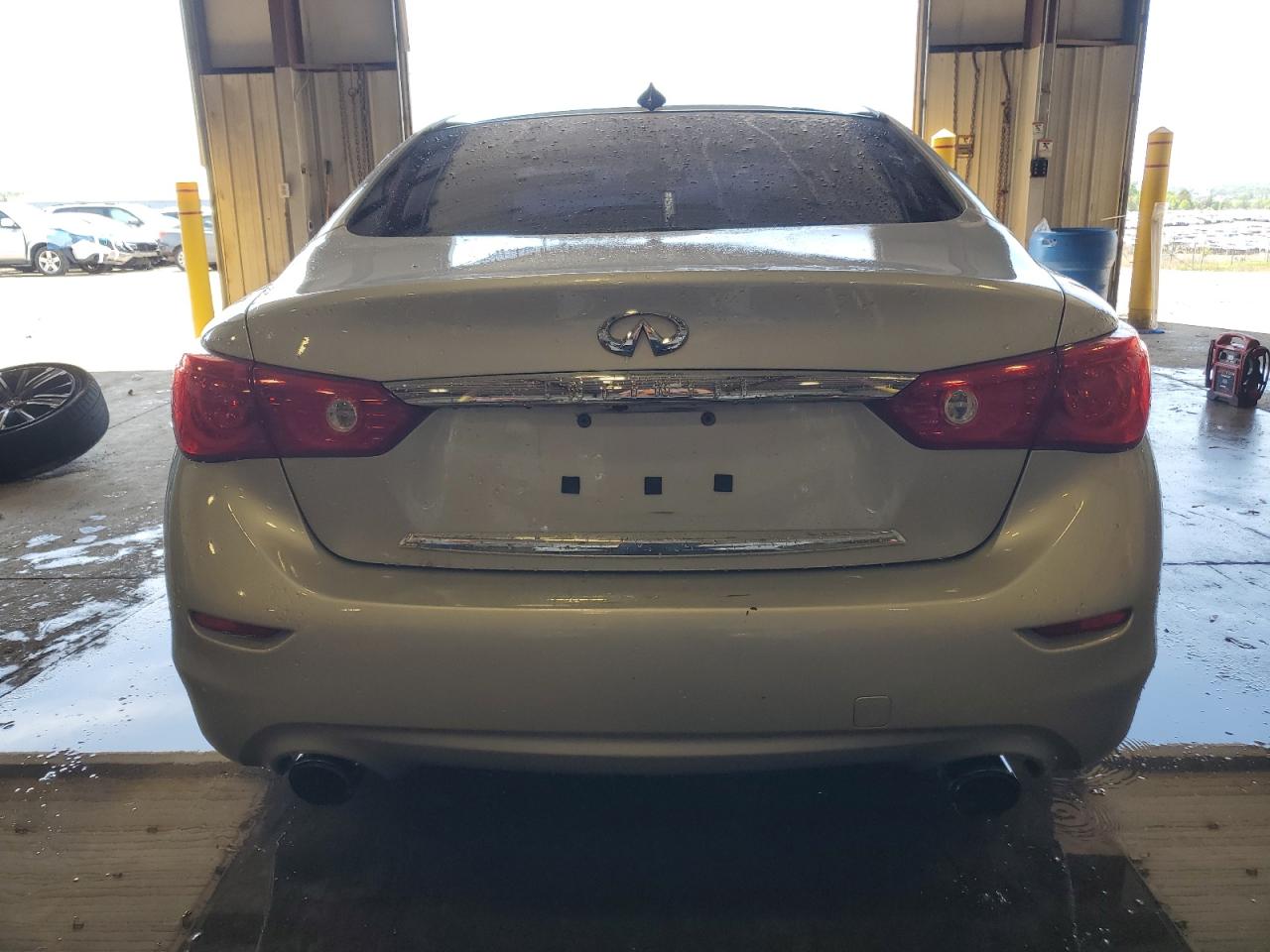 2014 Infiniti Q50 Base VIN: JN1BV7AP1EM692187 Lot: 56563095