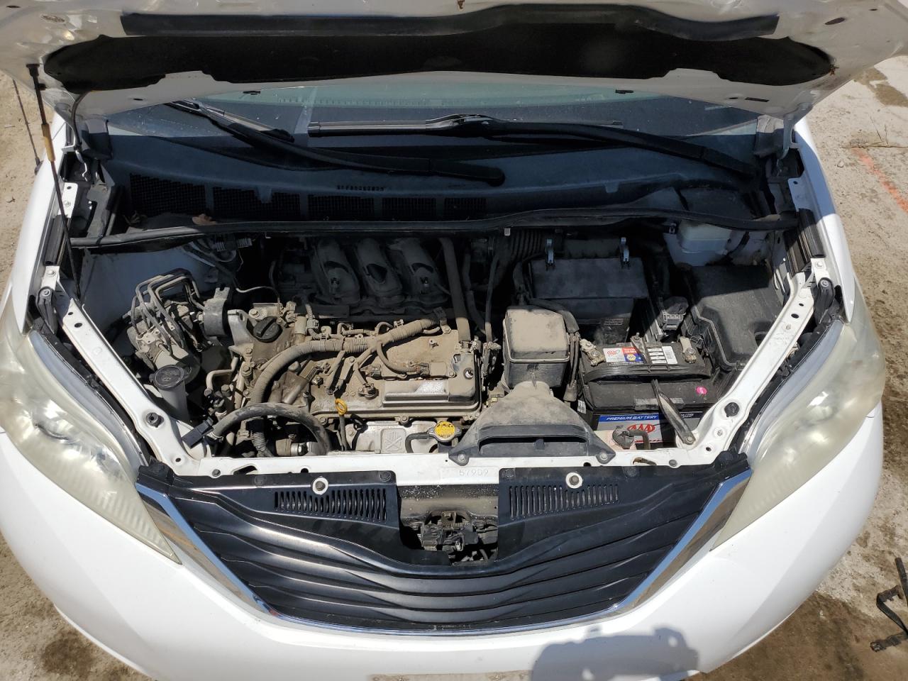 2011 Toyota Sienna Le VIN: 5TDKK3DC7BS172535 Lot: 57462055
