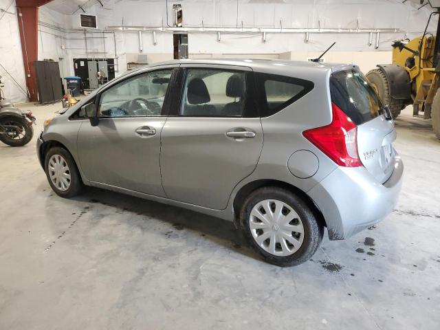 Hatchbacks NISSAN VERSA 2015 Srebrny