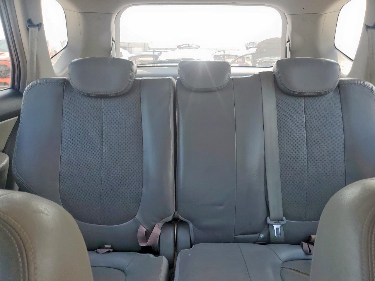 2007 Kia Rondo Lx VIN: KNAFG526777056598 Lot: 59095225