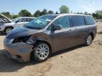 2011 Toyota Sienna Xle للبيع في Elgin، IL - Side