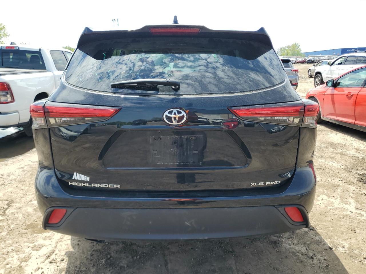2022 Toyota Highlander Xle VIN: 5TDGZRBH1NS570024 Lot: 56282345