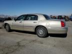 2004 Lincoln Town Car Executive zu verkaufen in Las Vegas, NV - Front End