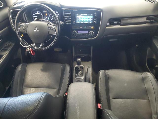  MITSUBISHI OUTLANDER 2016 Granatowy