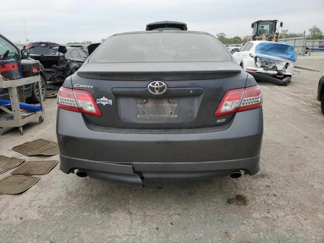 2010 Toyota Camry Base VIN: 4T1BF3EK7AU045932 Lot: 53380645