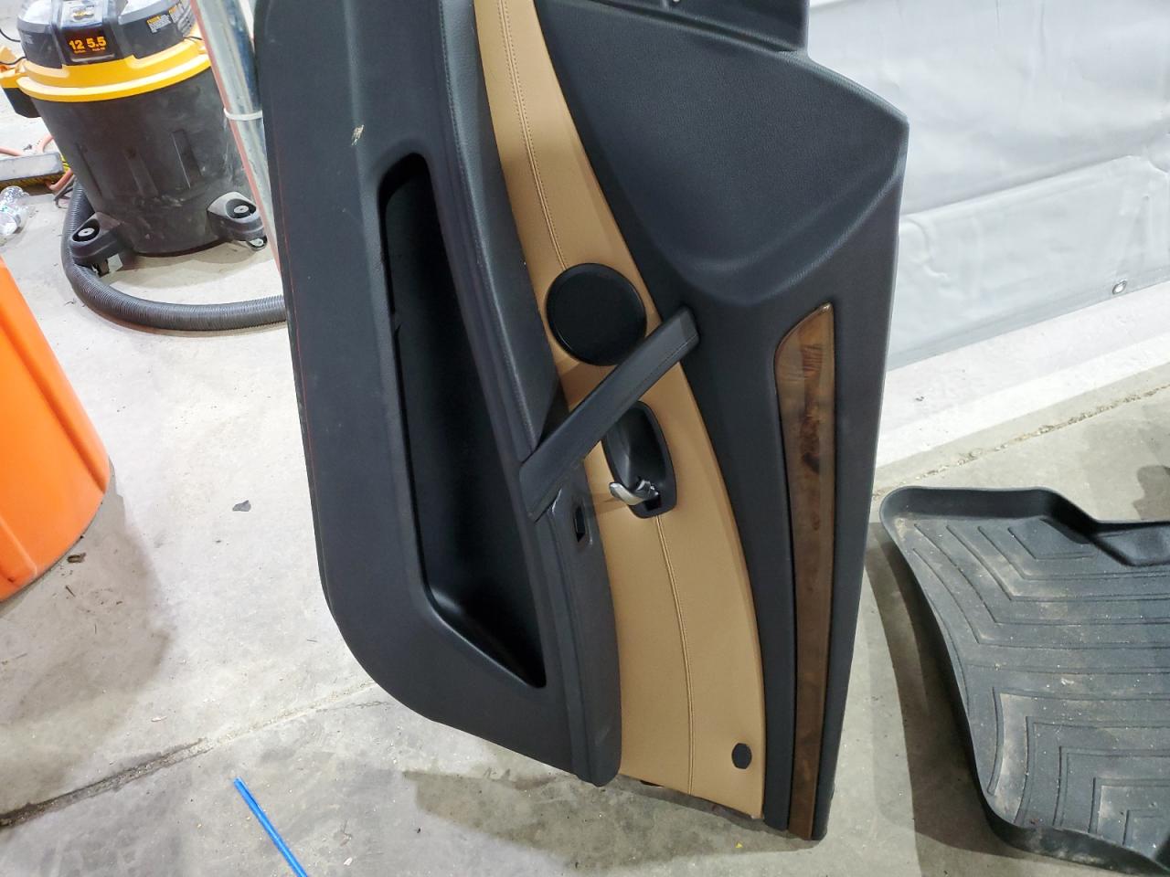 2010 BMW 528 Xi VIN: WBANV1C58AC388676 Lot: 57466895