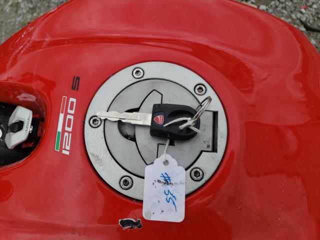  DUCATI MONSTER 2018 Красный