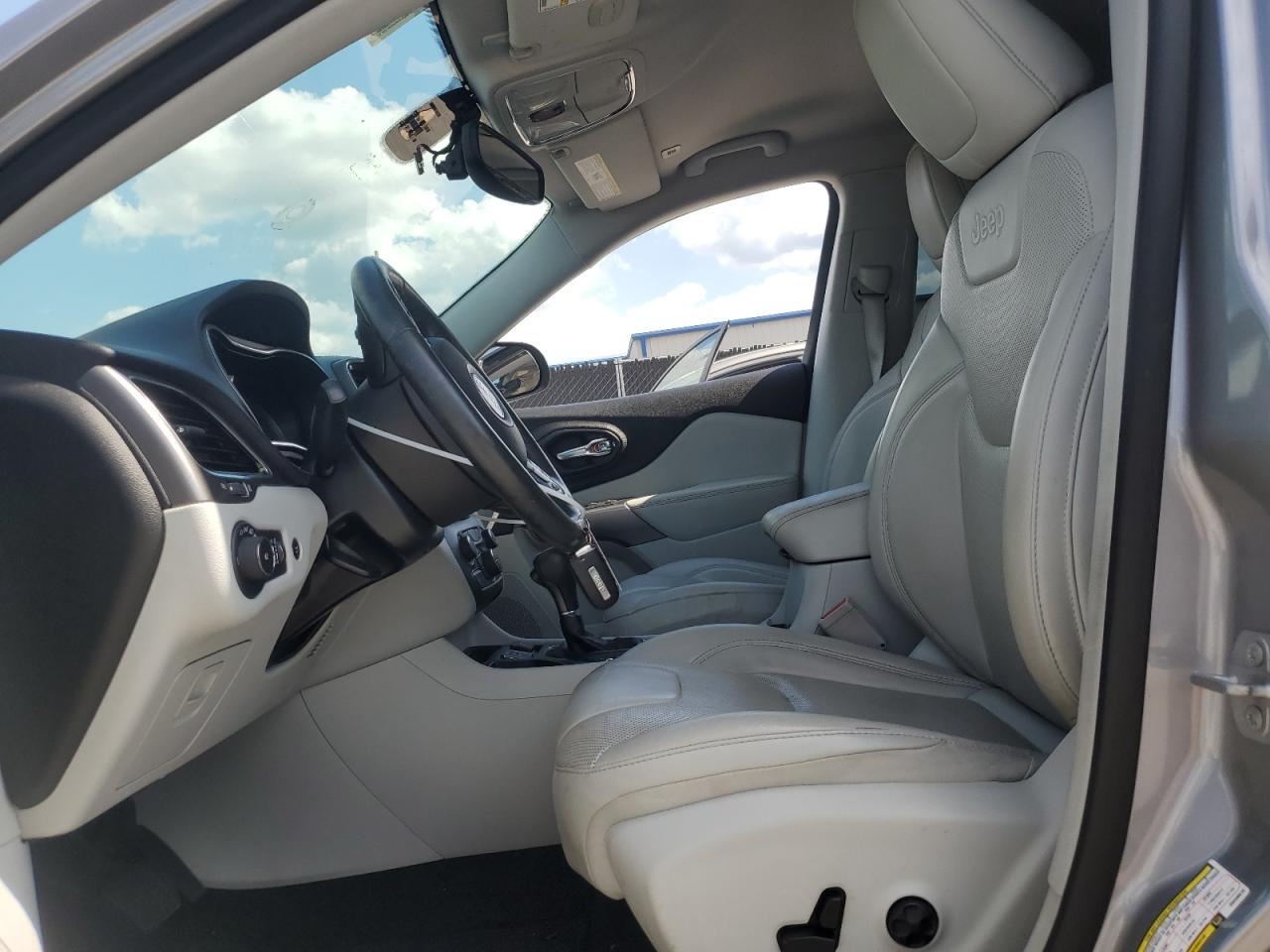 2019 Jeep Cherokee Limited VIN: 1C4PJLDB7KD438616 Lot: 56638285