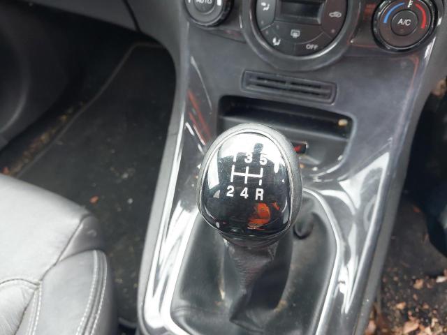 2013 FORD FIESTA TIT