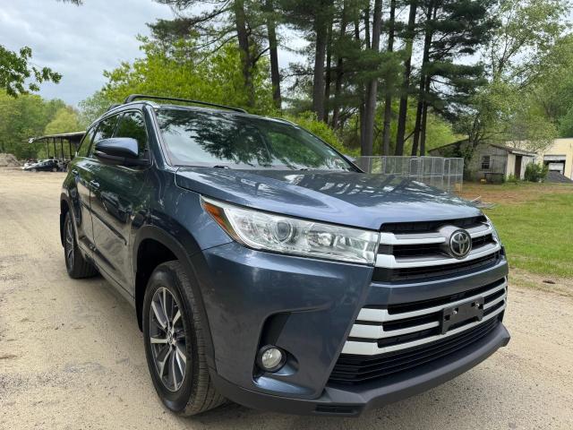 TOYOTA HIGHLANDER 2017 Blue