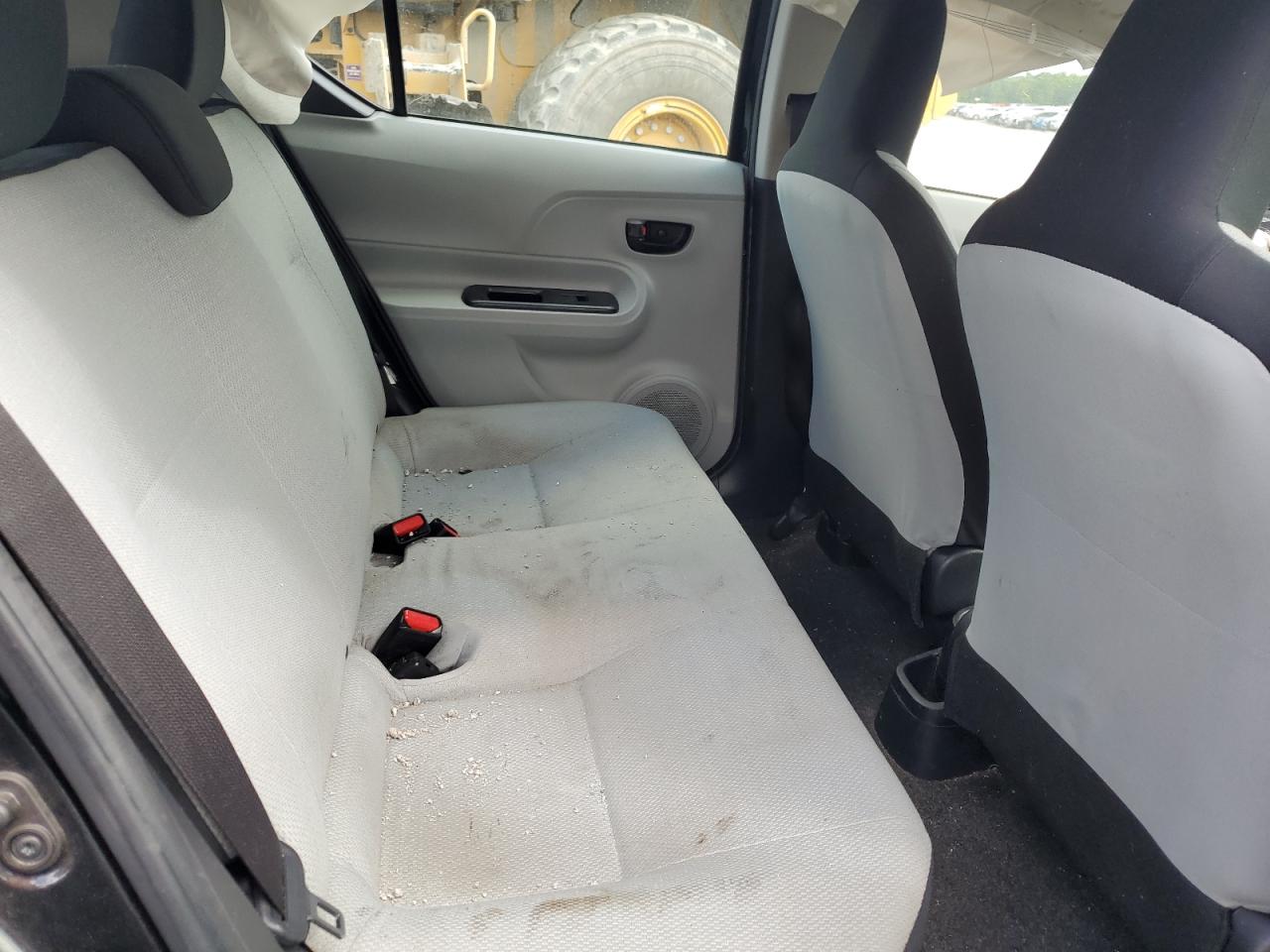 2013 Toyota Prius C VIN: JTDKDTB30D1550577 Lot: 56632055