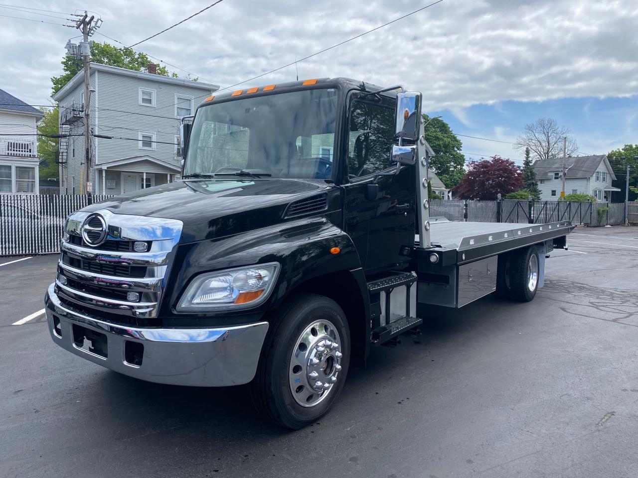 2015 Hino 258/268 zu verkaufen in Mendon, MA - Normal Wear